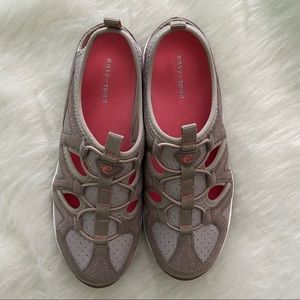 Easy Spirit Earthen Shoes. Size 8W. Tan/Coral. Never Worn.
